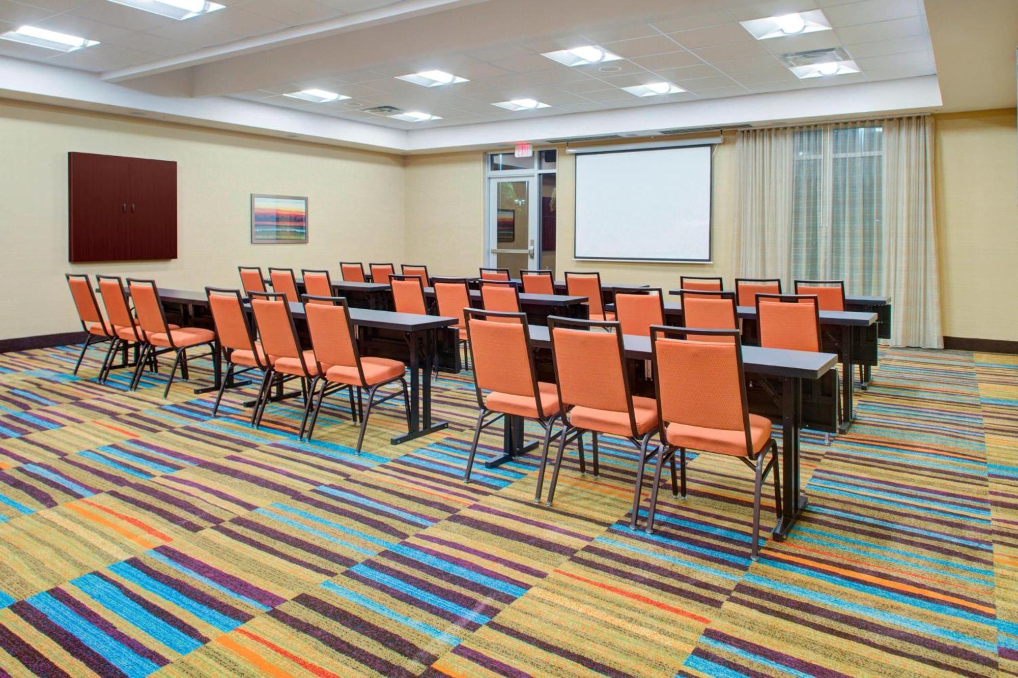 Fairfield Inn & Suites By Marriott Bakersfield North/Airport Eksteriør bilde