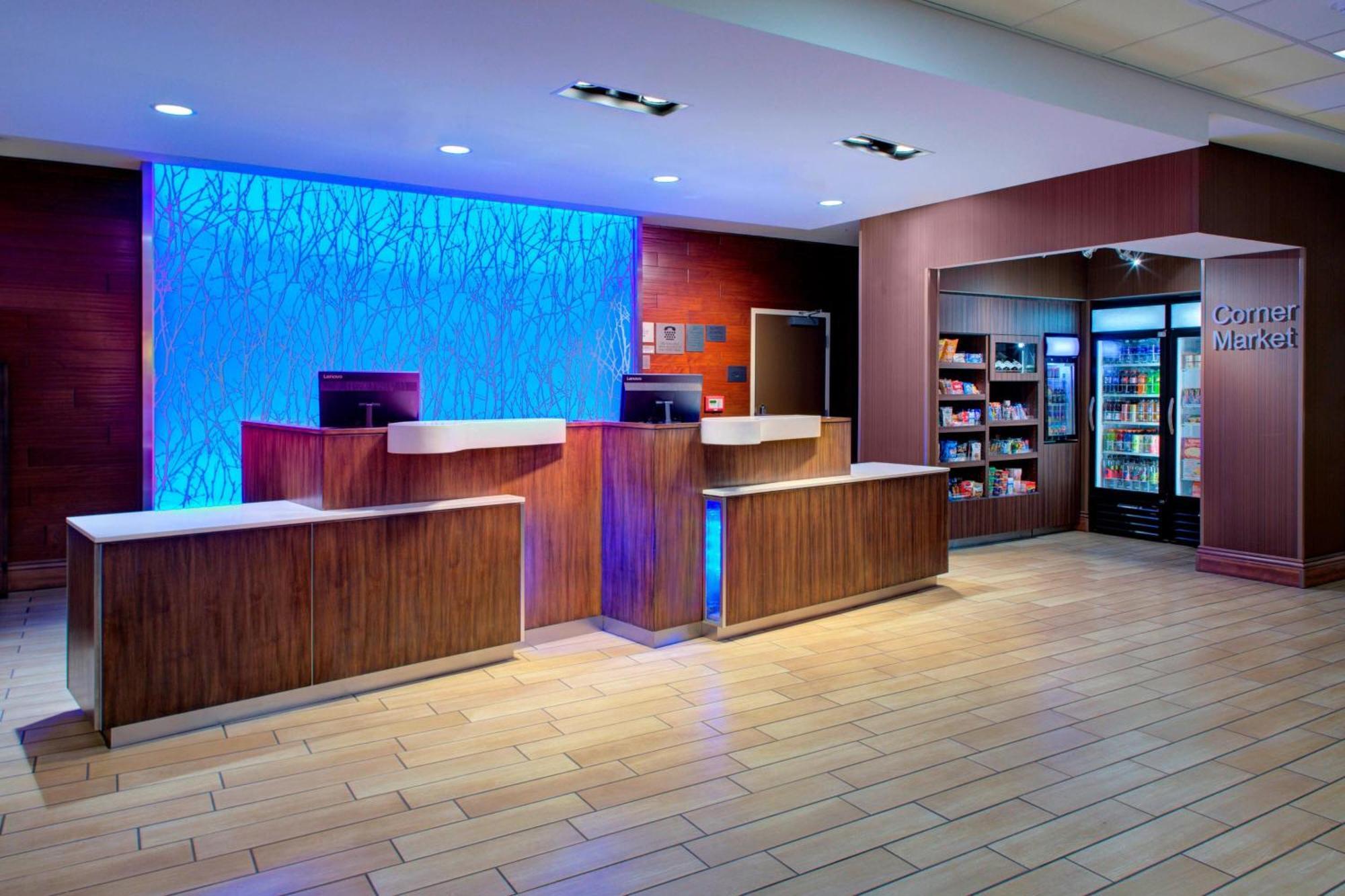 Fairfield Inn & Suites By Marriott Bakersfield North/Airport Eksteriør bilde